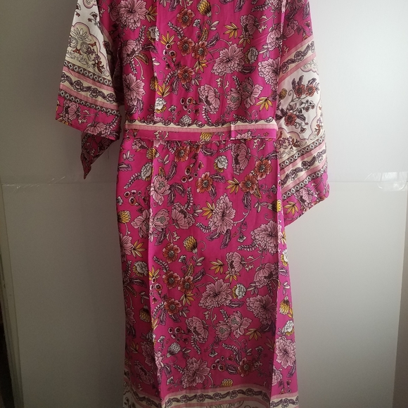 Electric Pink Floral Maxi Kimono/Robe/ Duster 1day ONLY⏬ - Picture 9 of 11